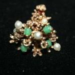 Vintage Christmas Tree Pin .. Pearls And Green..